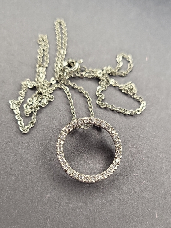Jewelry - Silver Crystal Circle Pendant Necklace